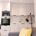 Luxury Cozy 2 Bdr Downtown Apt.3 Apartment