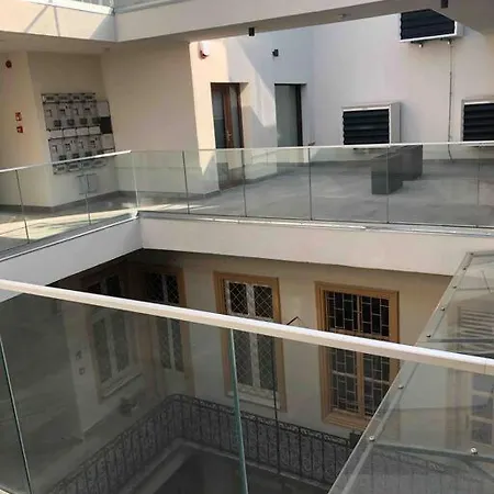 Luxury Cozy 2 Bdr Downtown Apt.3 * בודפשט