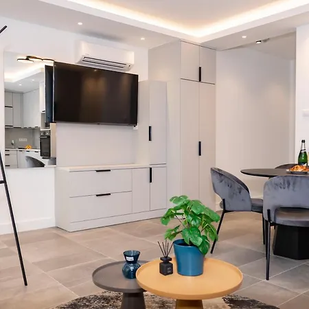Luxury Cozy 2 Bdr Downtown Apt.3 아파트 부다페스트