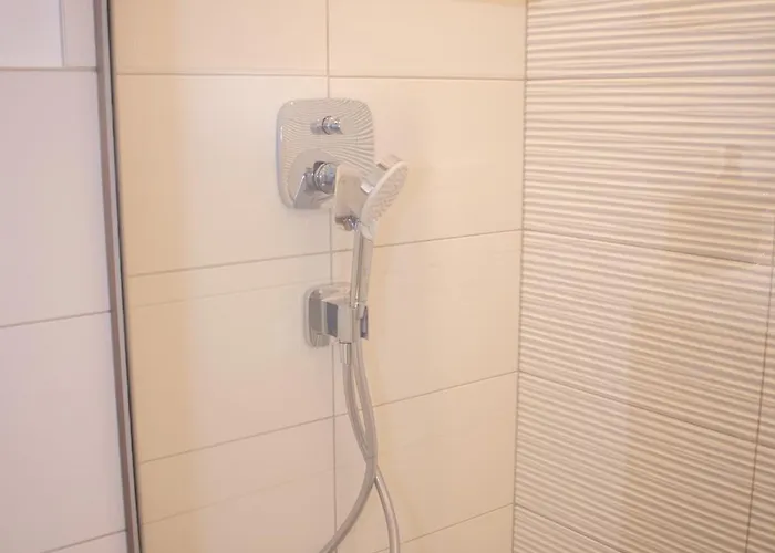 Luxury Cozy 2 Bdr Downtown Apt.3 アパート *