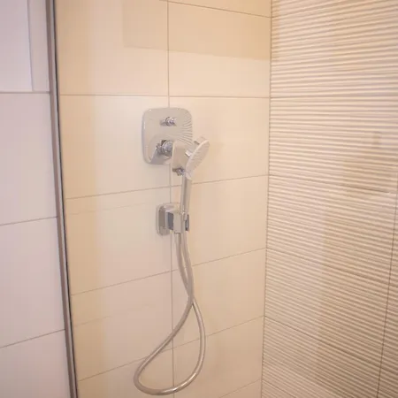 Luxury Cozy 2 Bdr Downtown Apt.3 Lejlighed *