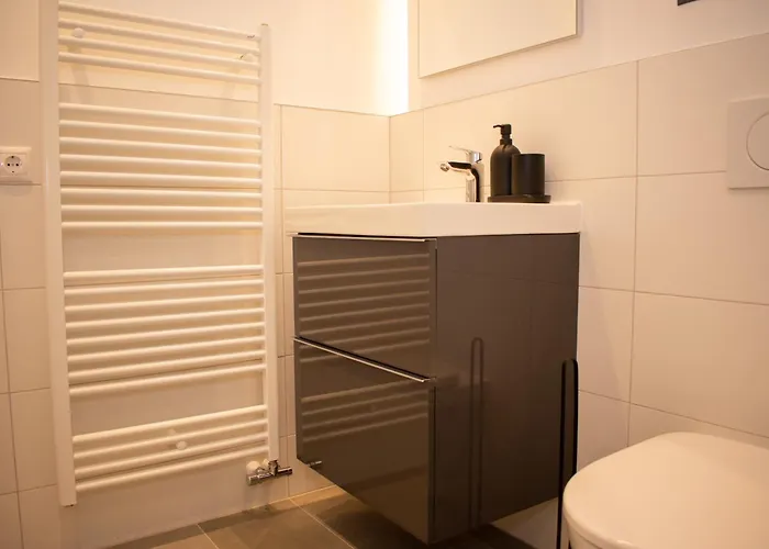 Luxury Cozy 2 Bdr Downtown Apt.3 Будапешт